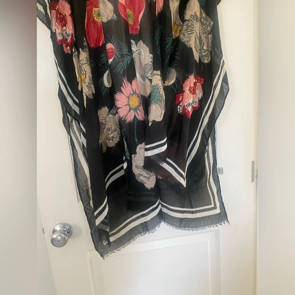 Cover - Picture 2 of 5